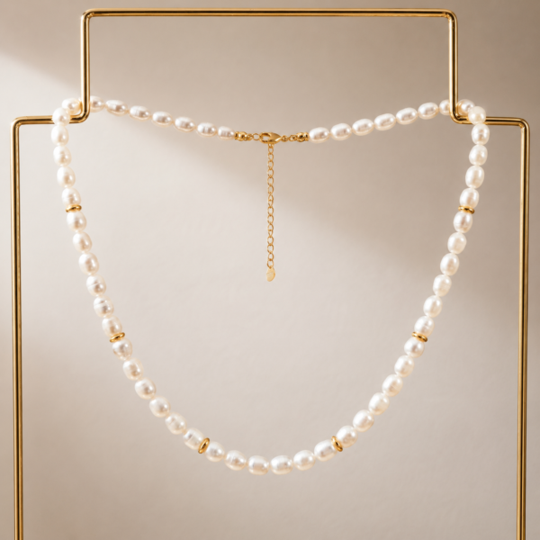 CCollar de Perlas Áurea Collar de Perlas Áurea con perlas blancas y detalles dorados