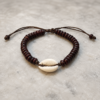 Pulsera de Concha Nalu para hombre con cuentas de madera