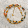 Collar de Piedras Naturales Ocaso | Míneral Joyería Collar de piedras naturales Ocaso en tonos cálidos con detalles dorados