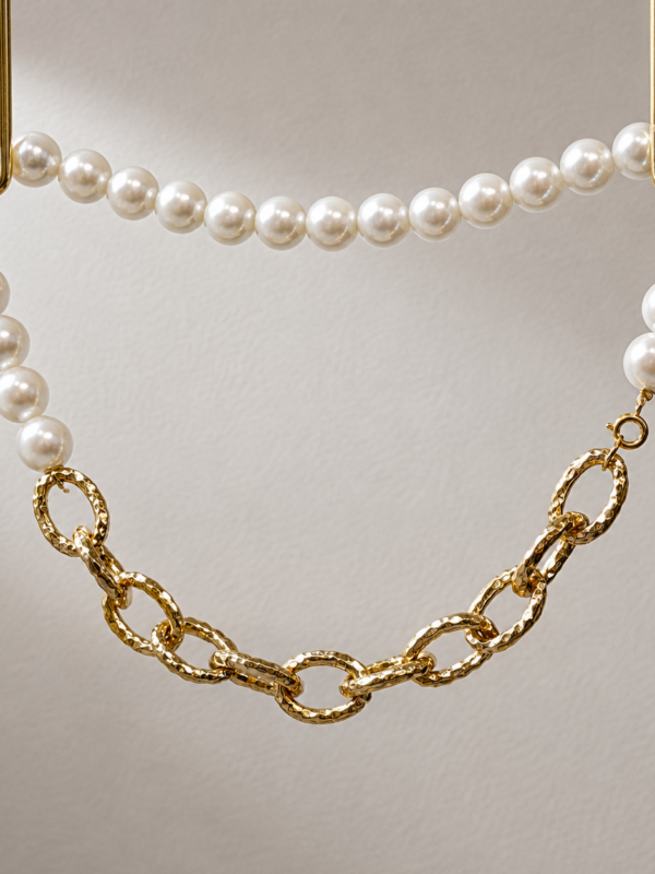 Collar de perlas de imitación Gala con cadena dorada de aleación