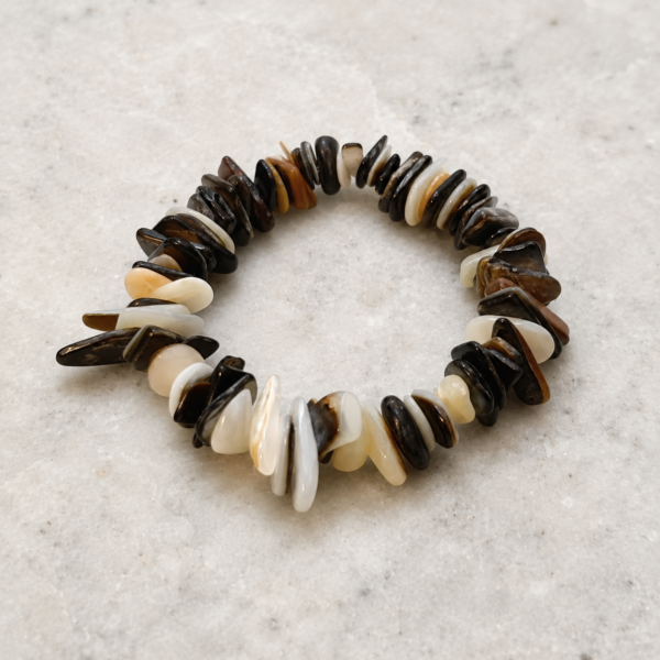 Pulsera de Concha Marea con chips de concha natural
