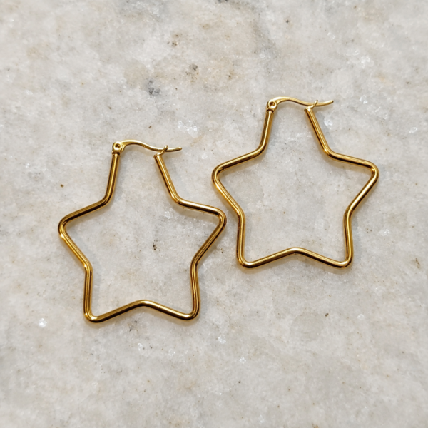 Aretes de Estrella Astra | Míneral Joyería Aretes de estrella Astra en acero inoxidable dorado – Míneral Joyería