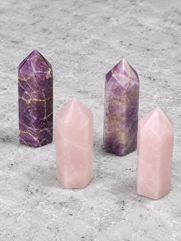 Obeliscos de Amatista y Cuarzo Rosa | Míneral Joyería Obelisco de Piedra Natural